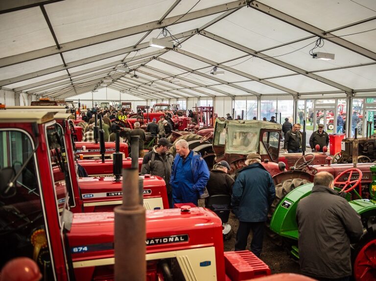Read more about the article Celebrate at Newark Vintage Tractor Show