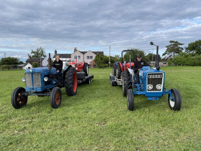 Read more about the article Vintage tractors appeal to young too