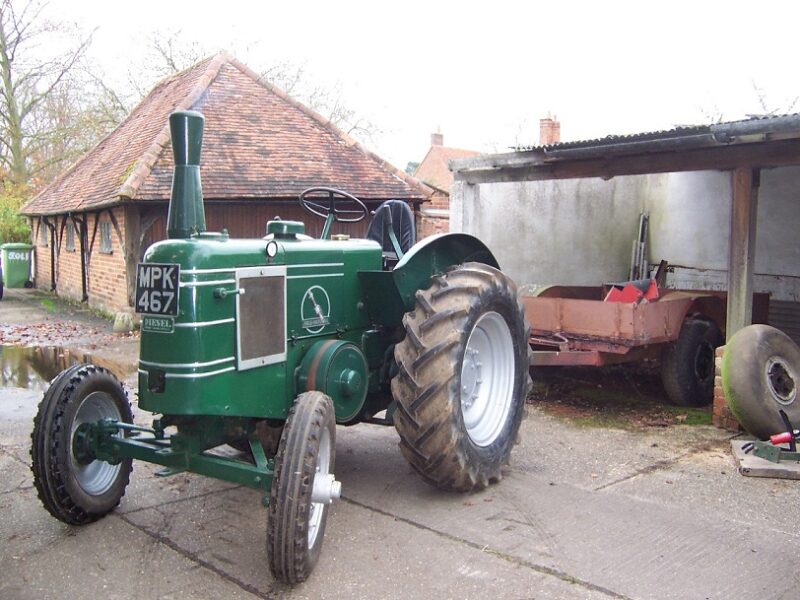 You are currently viewing Special tractor that inspired the Field Marshall Club