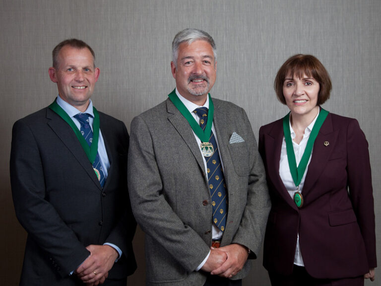 Read more about the article New CAAV president invested